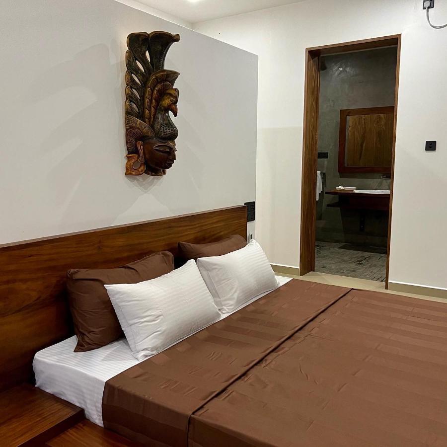 Shiva Sunrise Resort Hikkaduwa Exterior foto