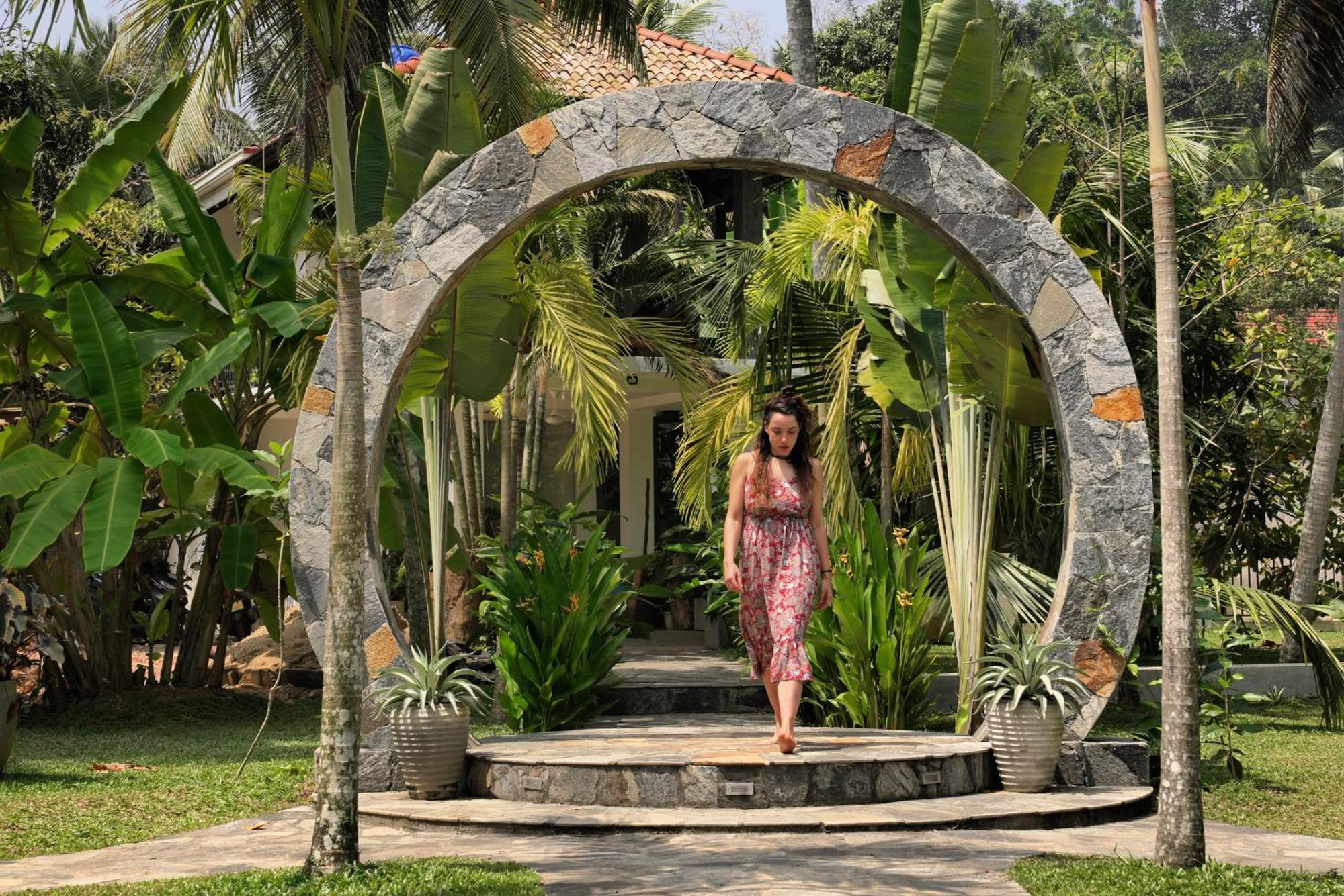 Shiva Sunrise Resort Hikkaduwa Exterior foto